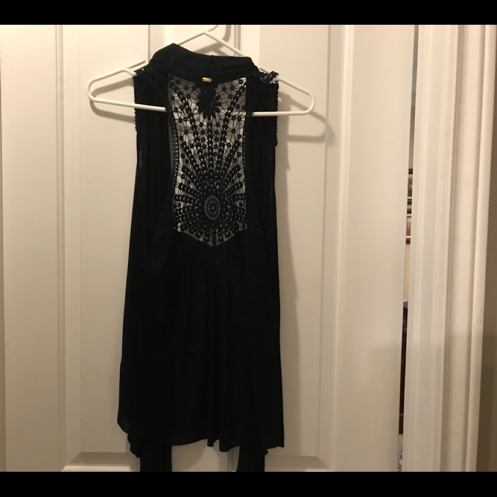 Black Sleeveless Tunic Top - Picture 3 of 5